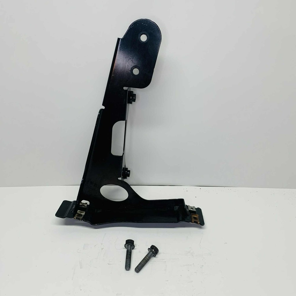 2006-2010 BMW X3‎ 3.0Si E83LCI ~ FRONT ENGINE BRACKET ~ 51753449187 ~ OEM PART